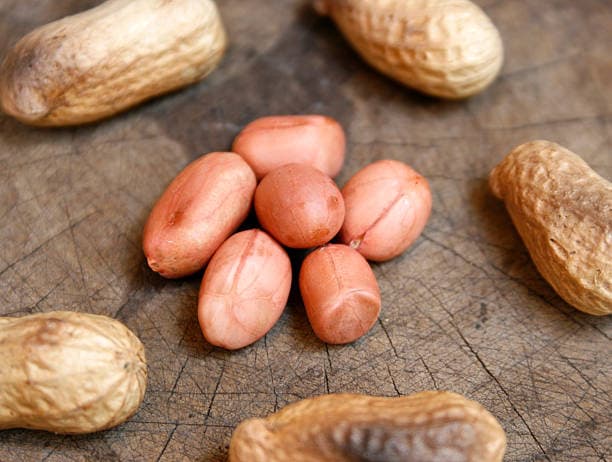 تصویر 2 از خرید بادام زمینی روکش دار مزمز + قیمت فروش استثنایی